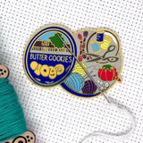 Gold Cookie Tin Magnetic Needle Minder