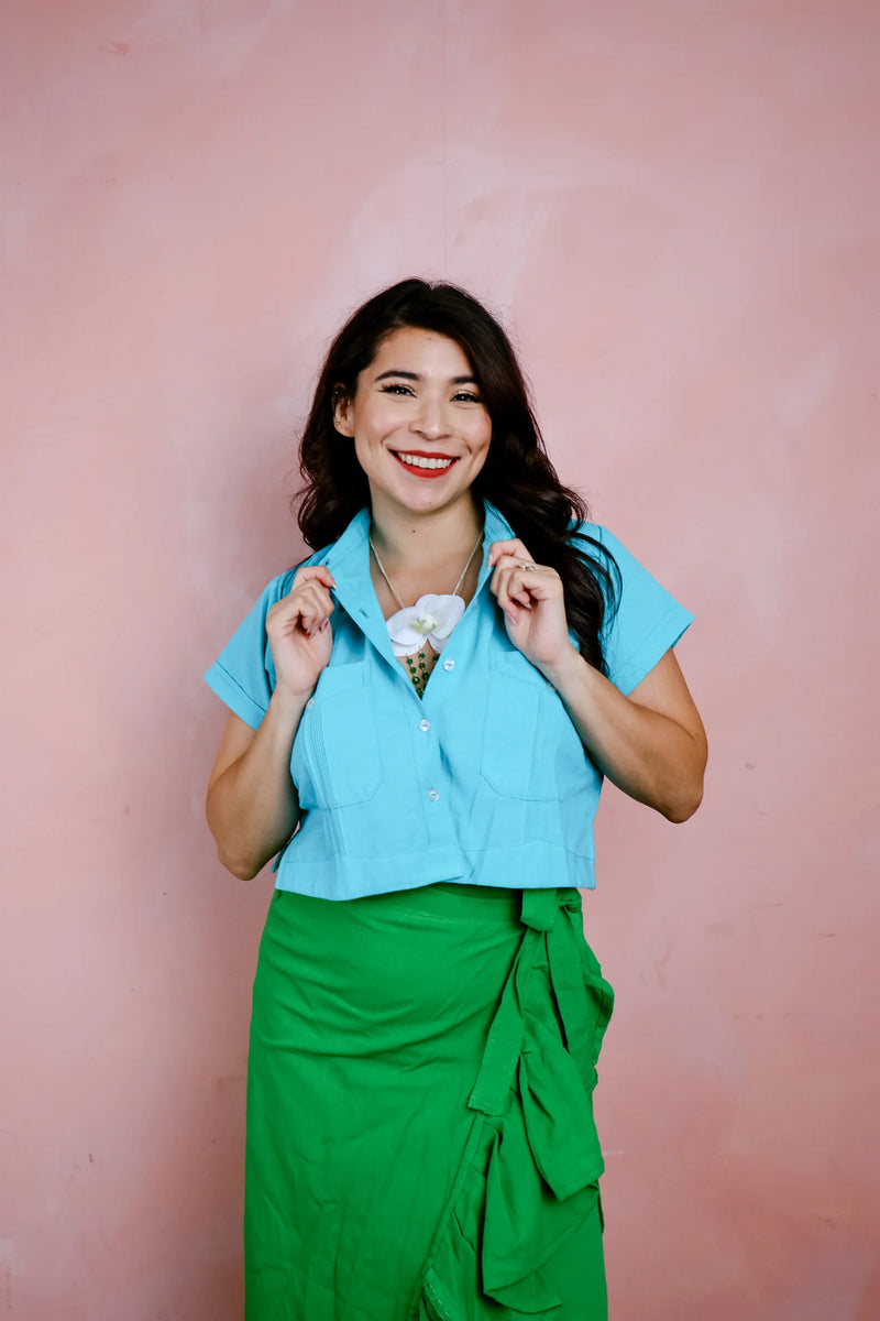 Yucatán Cropped Guayabera (Turquoise)