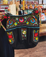 Embroidered Blusa Crossbody Bag (Multiple Colors)
