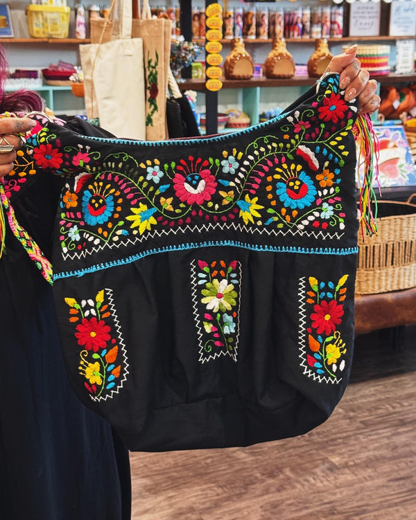 Embroidered Blusa Crossbody Bag (Multiple Colors)