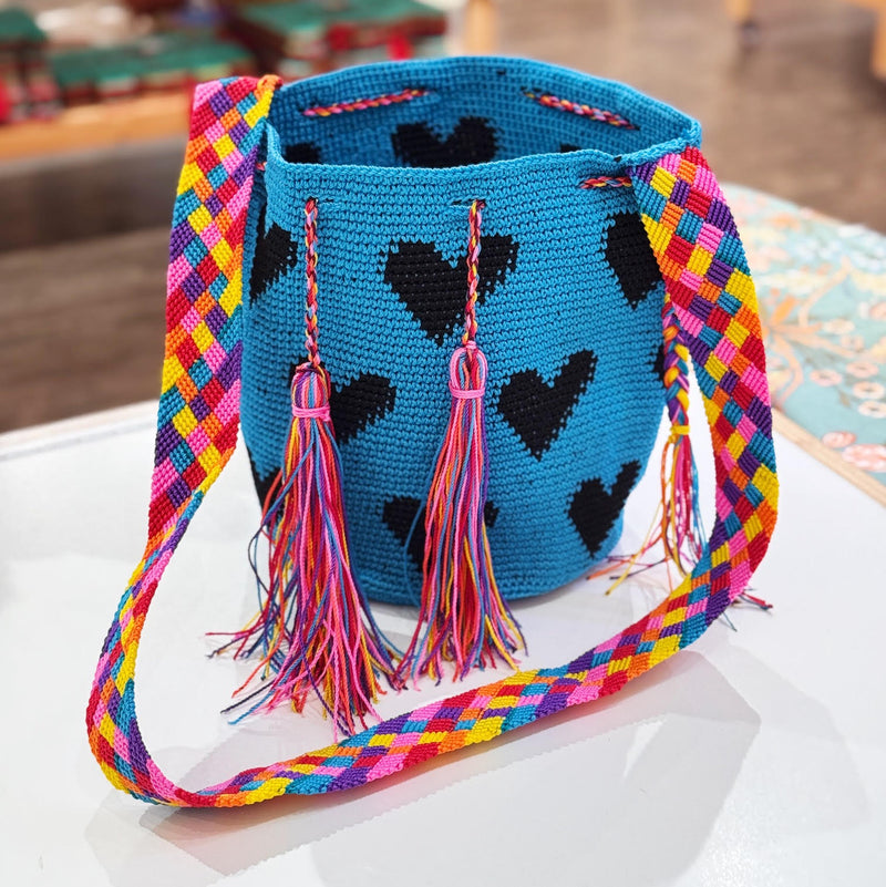 Corazon Wayuu Bucket Bag